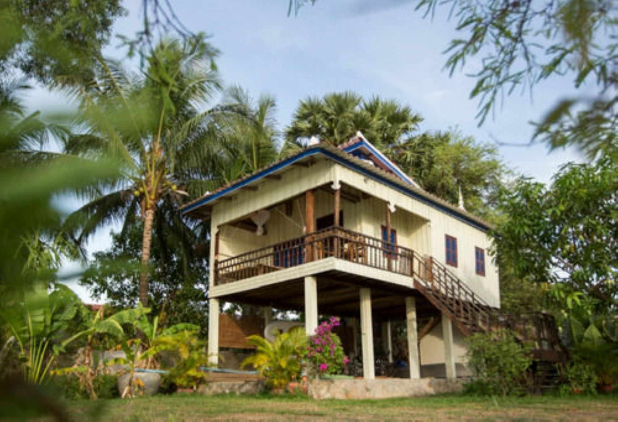 จำปา ลอดจ์ Villa กำปอต ภายนอก รูปภาพ